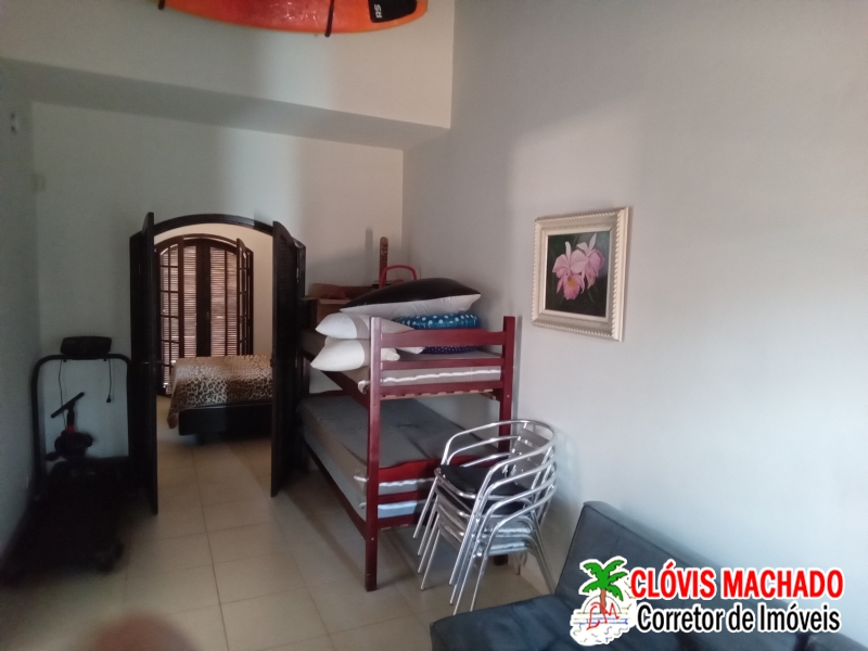 CASA ALTO PADRÃO COM PISCINA PROX PRAIA,TERRENO 500M²