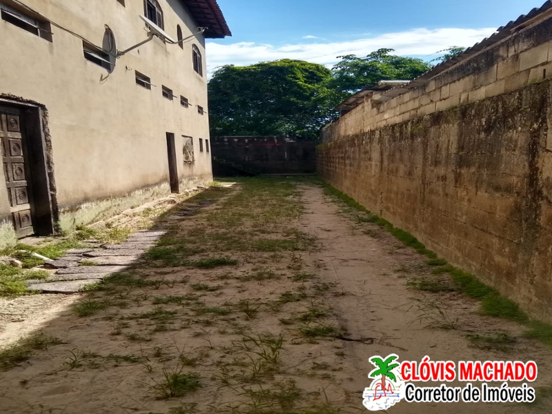 OTIMA CASA COM SALÃO COMERCIAL , OPORTUNIDADE PARA MORAR E TRABALHAR,,OTIMO PREÇO