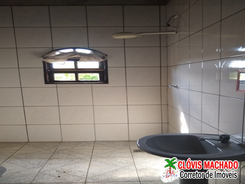 OTIMA CASA COM SALÃO COMERCIAL , OPORTUNIDADE PARA MORAR E TRABALHAR,,OTIMO PREÇO