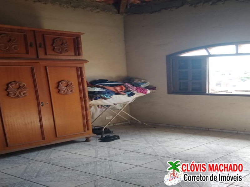 OTIMA CASA COM SALÃO COMERCIAL , OPORTUNIDADE PARA MORAR E TRABALHAR,,OTIMO PREÇO