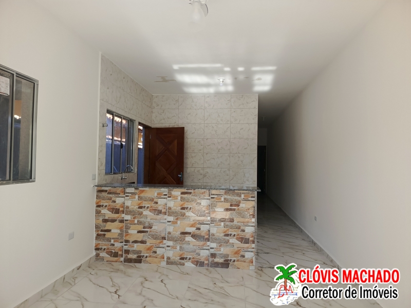 CASA SANTA JULIA, RUA PAVIMENTADA, COM PISCINA