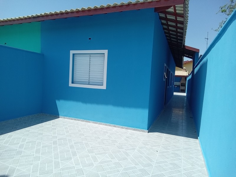 CASA NOVA COM PISCINA